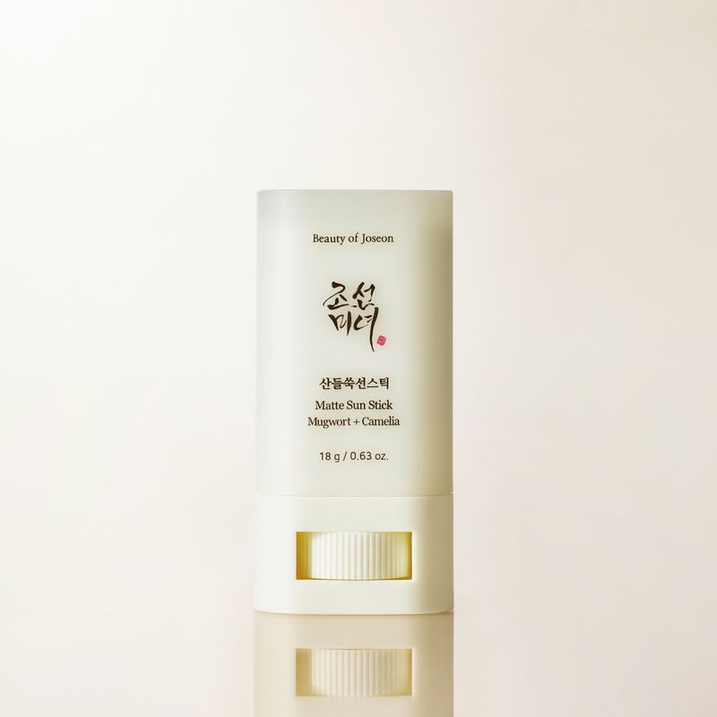-BEAUTY-OF-JOSEON--Matte-sun-stick-Mugwort-Camellia